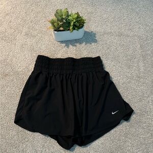 Nike One Ultra High Rise Shorts